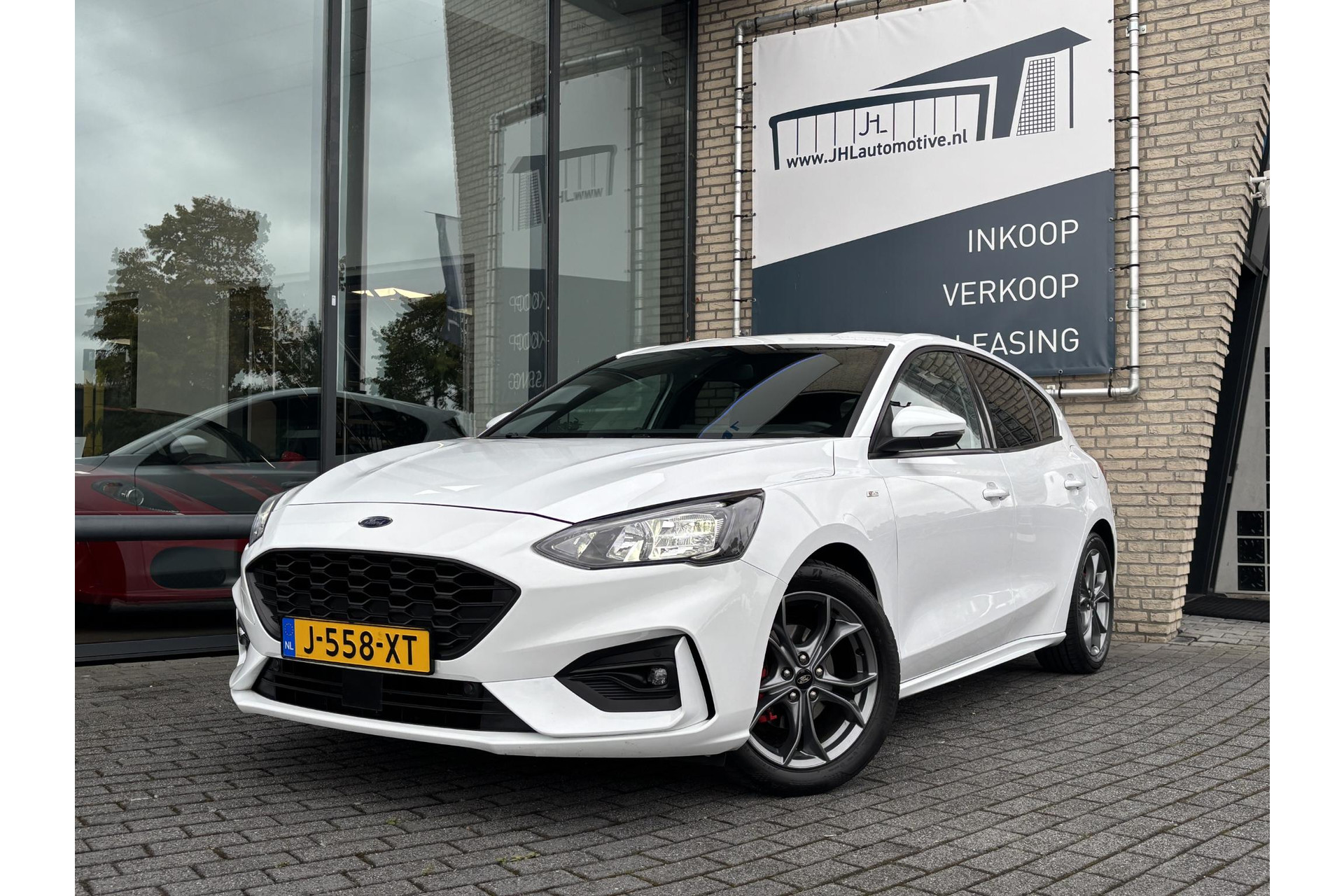 Ford Focus 1.0 EcoBoost Hybrid ST Line*ECC*CRUISE*NAVI*CAM*